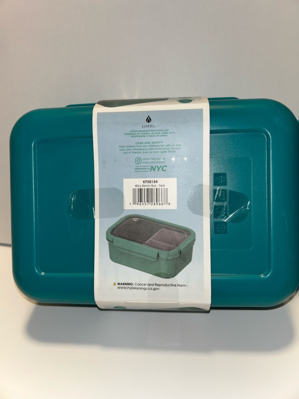 Manna Set of 2 3-Section Bento Box in teal, featuring a total capacity of 40 oz. - Picture 7 of 16